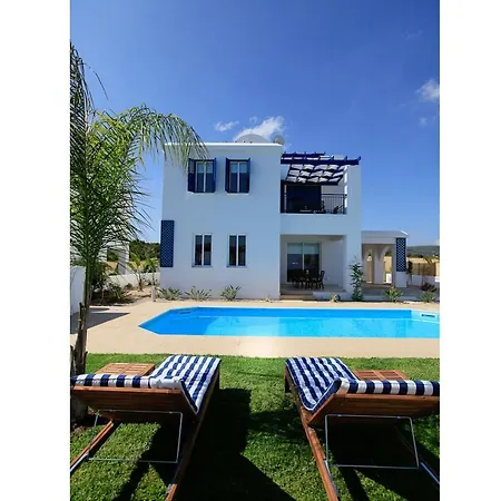 Riviera Beach Front Villa Neo Chorio